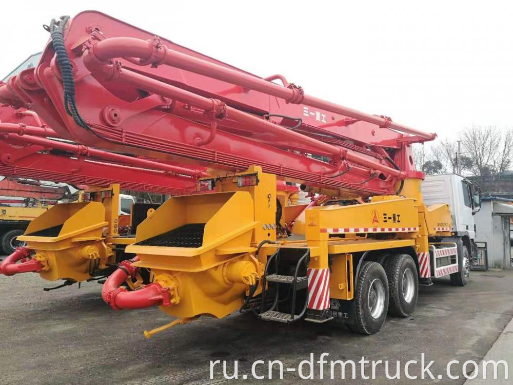 Used Concrete Pump Truck 05